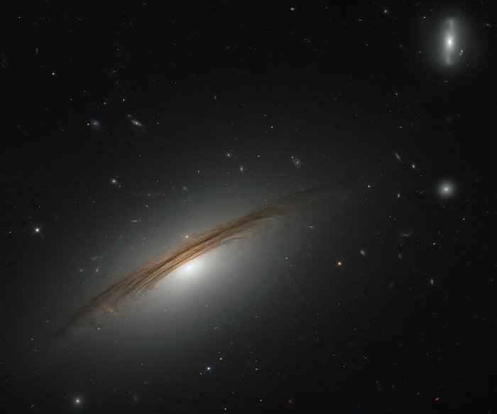 A remarkable galactic hybrid